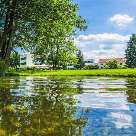Seepark Hotel Am Wandlitzsee Eksteriør billede
